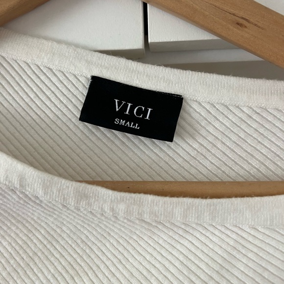 WHITE VICI sweater - Picture 7 of 7